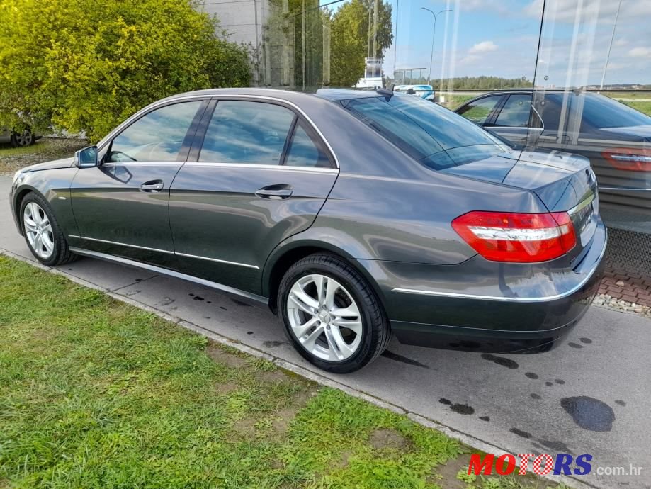 2010' Mercedes-Benz E-Klasa 220 Cdi photo #3