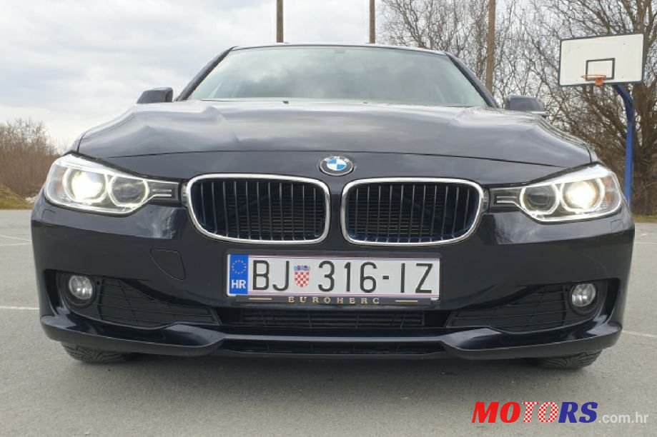 2014' BMW Serija 3 316D photo #2