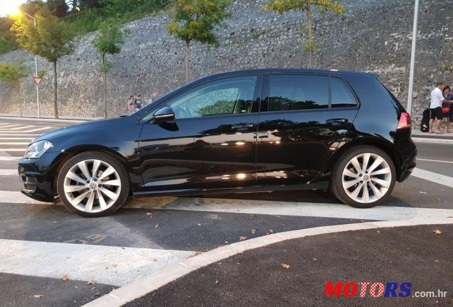2016' Volkswagen Golf VII 1,6 Tdi photo #1