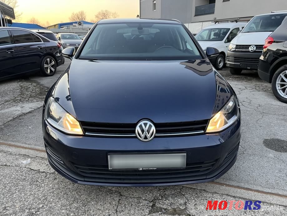 2014' Volkswagen Golf 7 1,6 Tdi Bmt photo #2