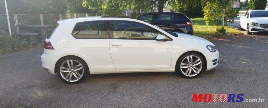 2013' Volkswagen Golf VII 2,0 Bmt photo #1