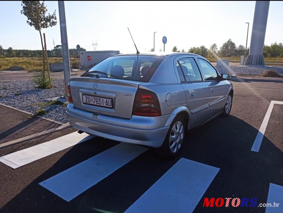 2003' Opel Astra photo #4