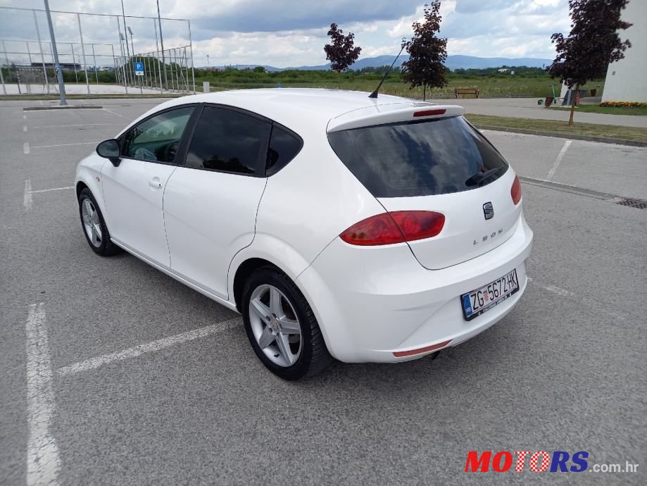 2010' SEAT Leon 1,9 Tdi photo #3