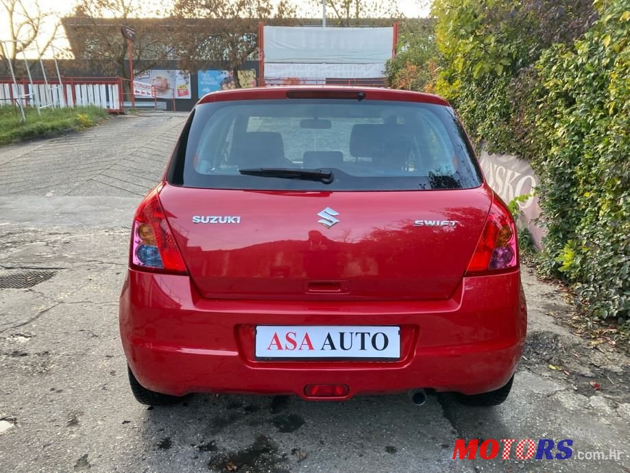 2009' Suzuki Swift 1.3 D photo #4