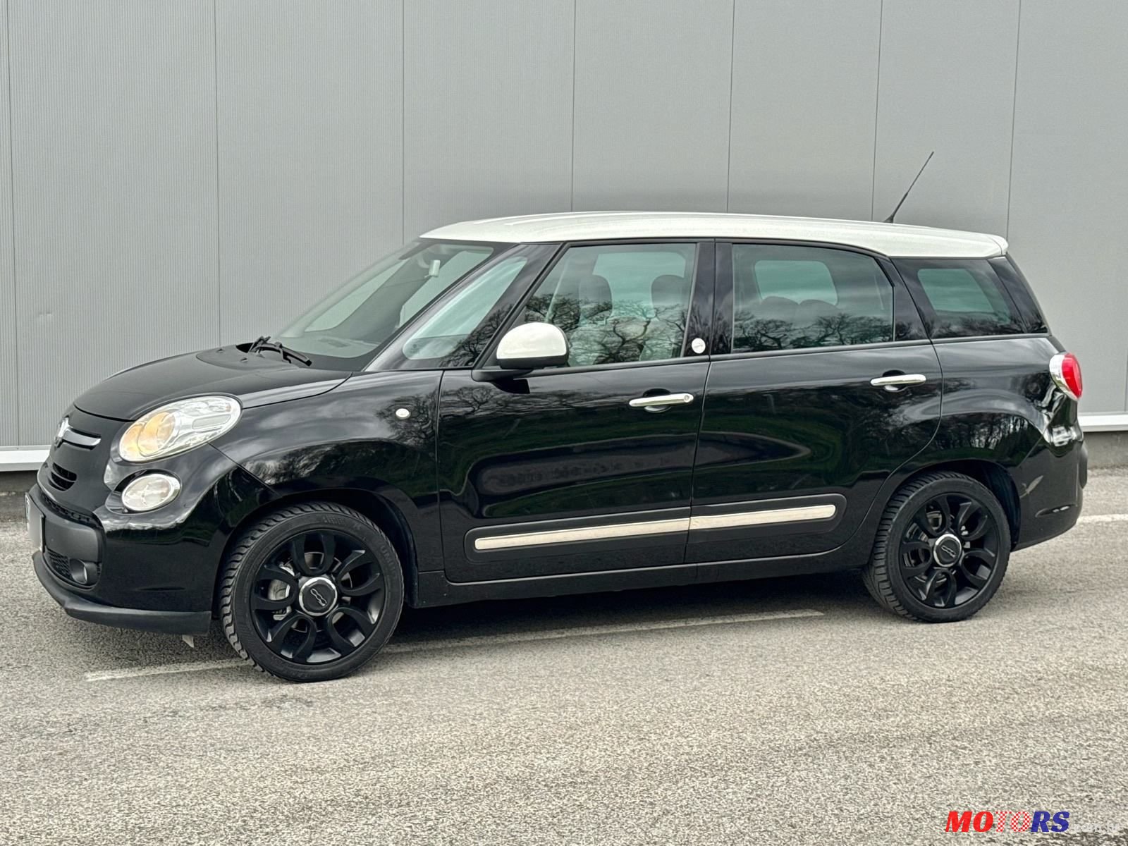 2013' Fiat 500L 1,6 Multijet photo #6
