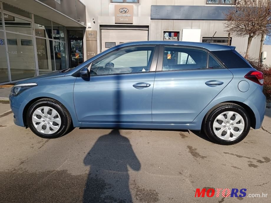 2017' Hyundai i20 1,4 Crdi photo #5