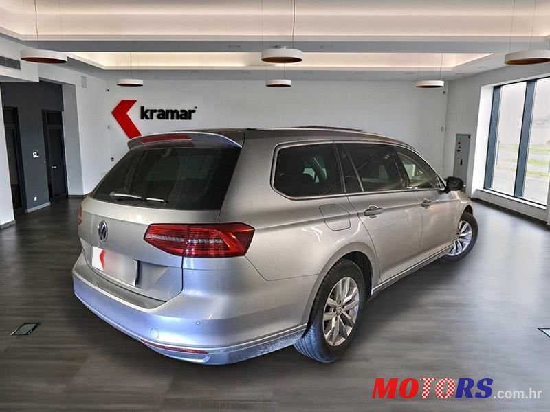 2018' Volkswagen Passat Variant photo #4