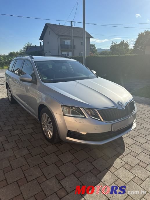 2020' Skoda Octavia Combi photo #5