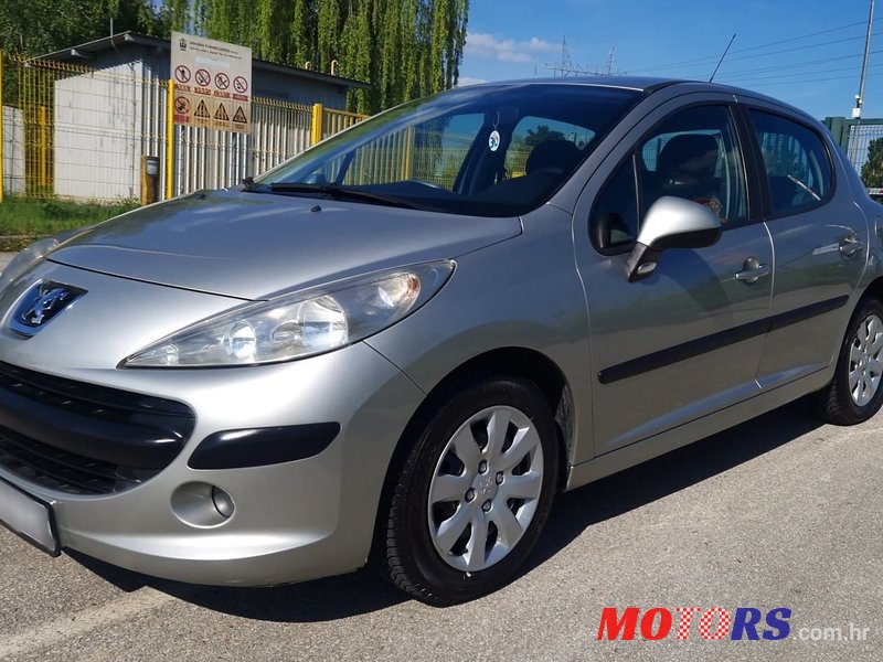 2007' Peugeot 207 1,4 16V photo #1
