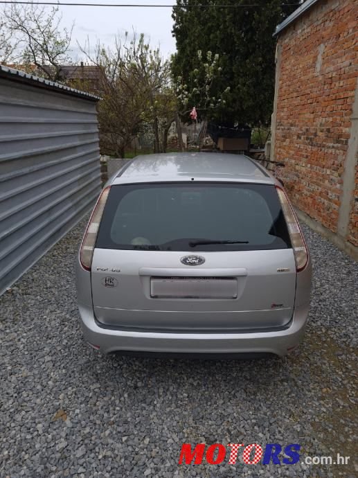 2008' Ford Focus Karavan photo #5