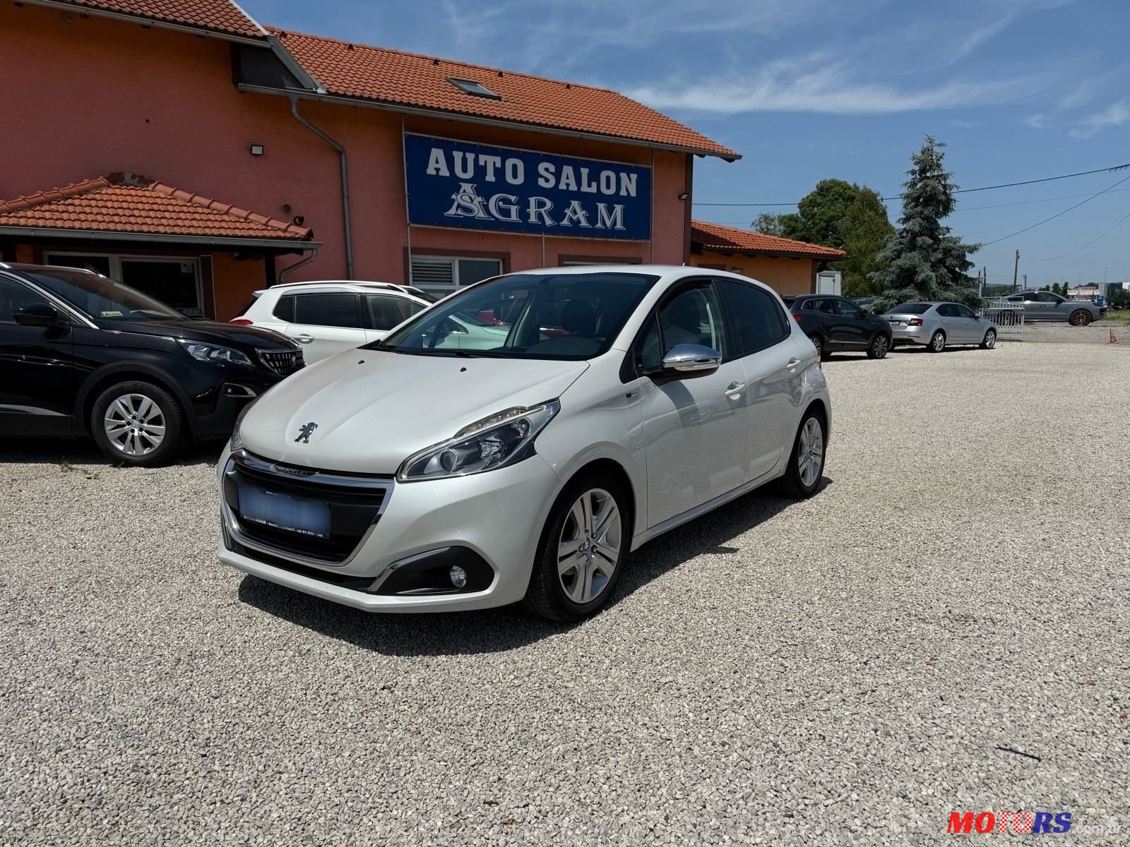 2016' Peugeot 208 1,2 photo #2