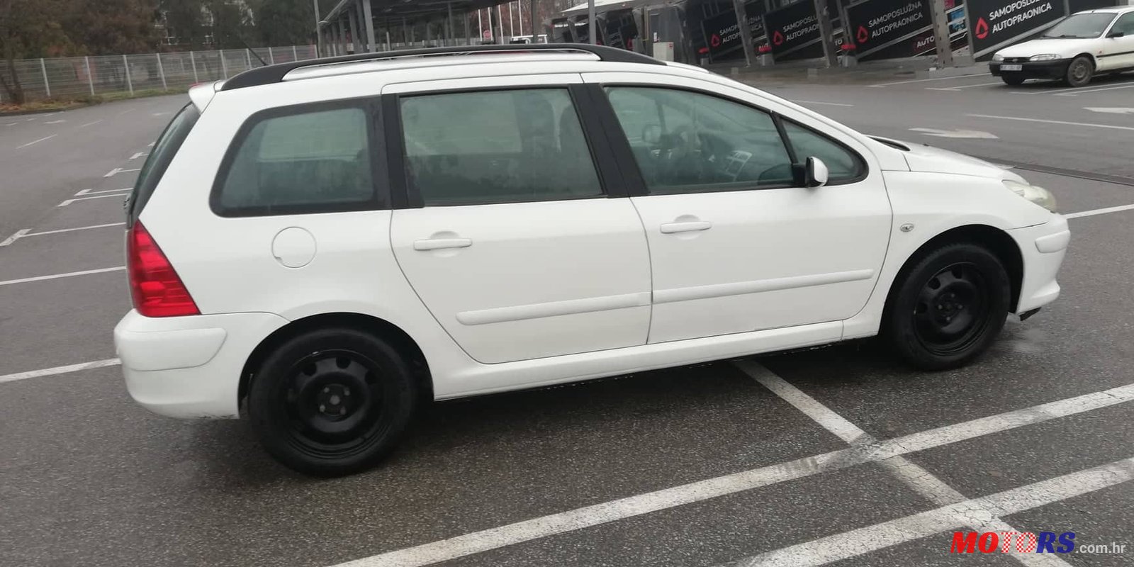 2006' Peugeot 307 SW photo #2