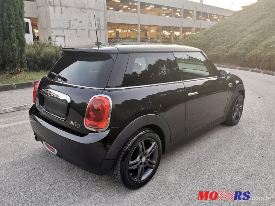 2014' MINI One D photo #5