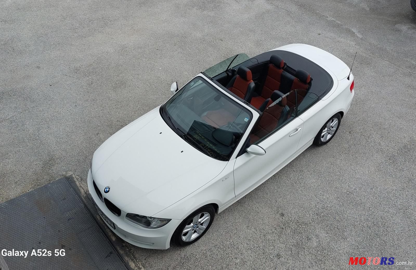 2009' BMW Serija 1 120I photo #4