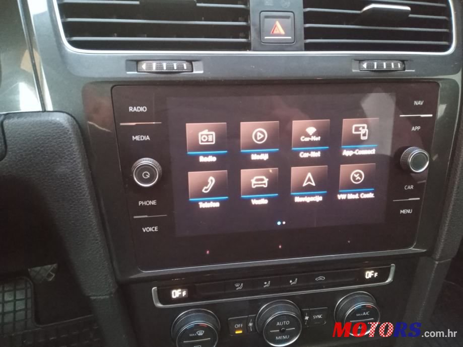 2017' Volkswagen Golf 7 photo #4