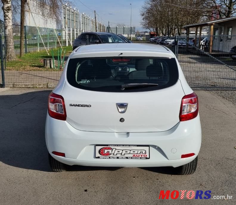 2013' Dacia Sandero 1,2 16V photo #5