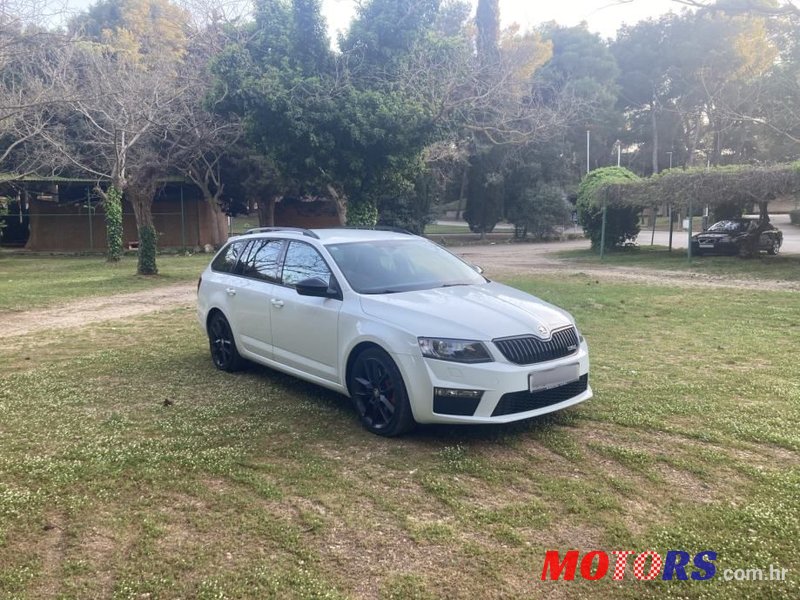 2016' Skoda Octavia Combi photo #1