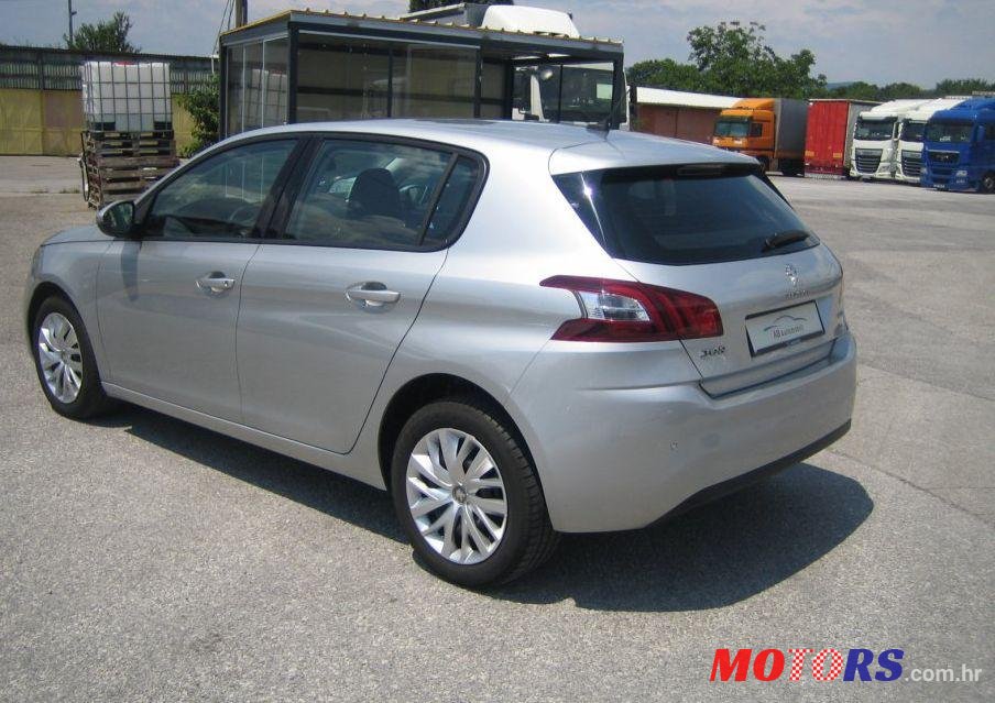 2016' Peugeot 308 1,6 photo #2