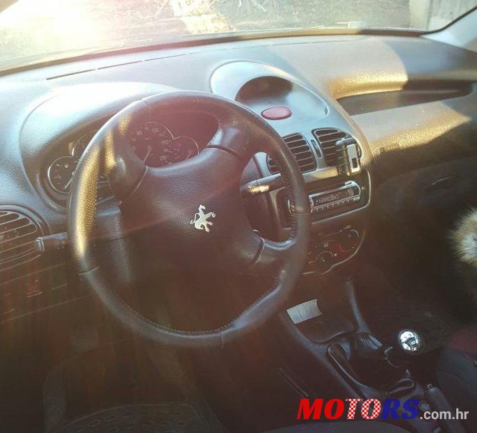 2004' Peugeot 206 206 1,4 Hdi photo #2
