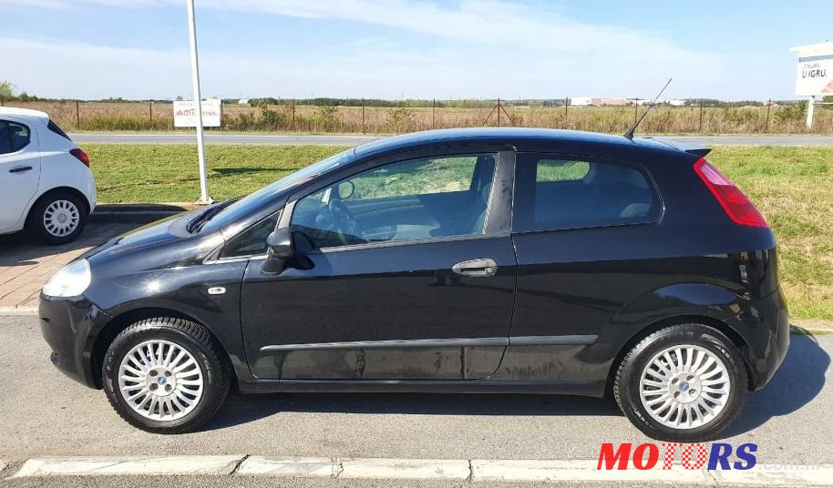 2007' Fiat Punto 1.4 photo #1