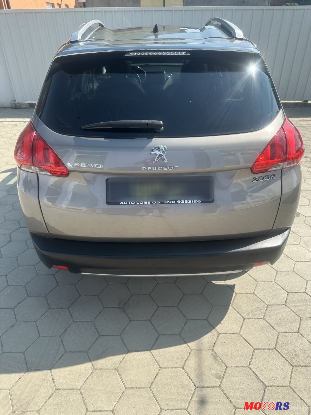 2014' Peugeot 2008 1,2 photo #4