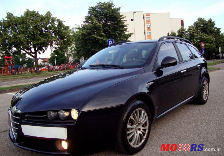 2010' Alfa Romeo 159 Sw 2,0 Jtdm photo #1