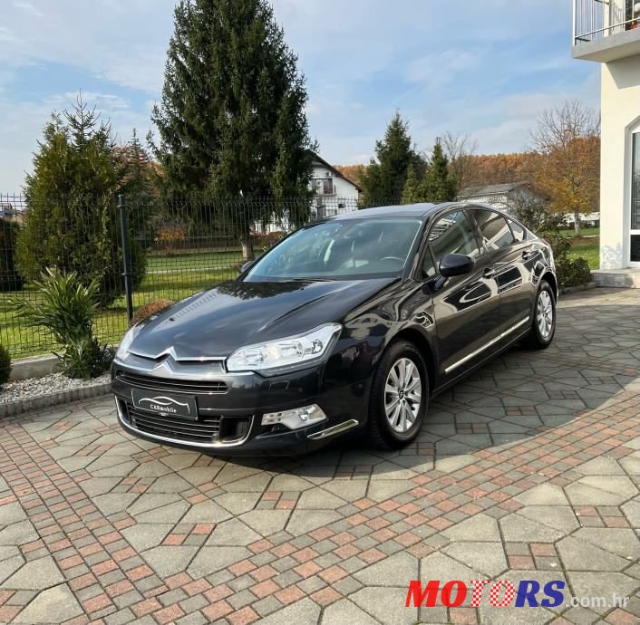 2011' Citroen C5 1,6 Hdi photo #1