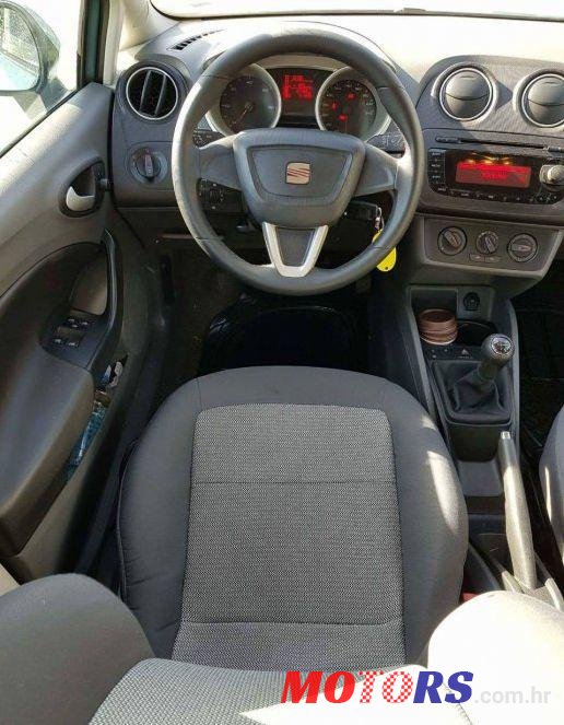 2009' SEAT Ibiza 1,6 Tdi photo #2