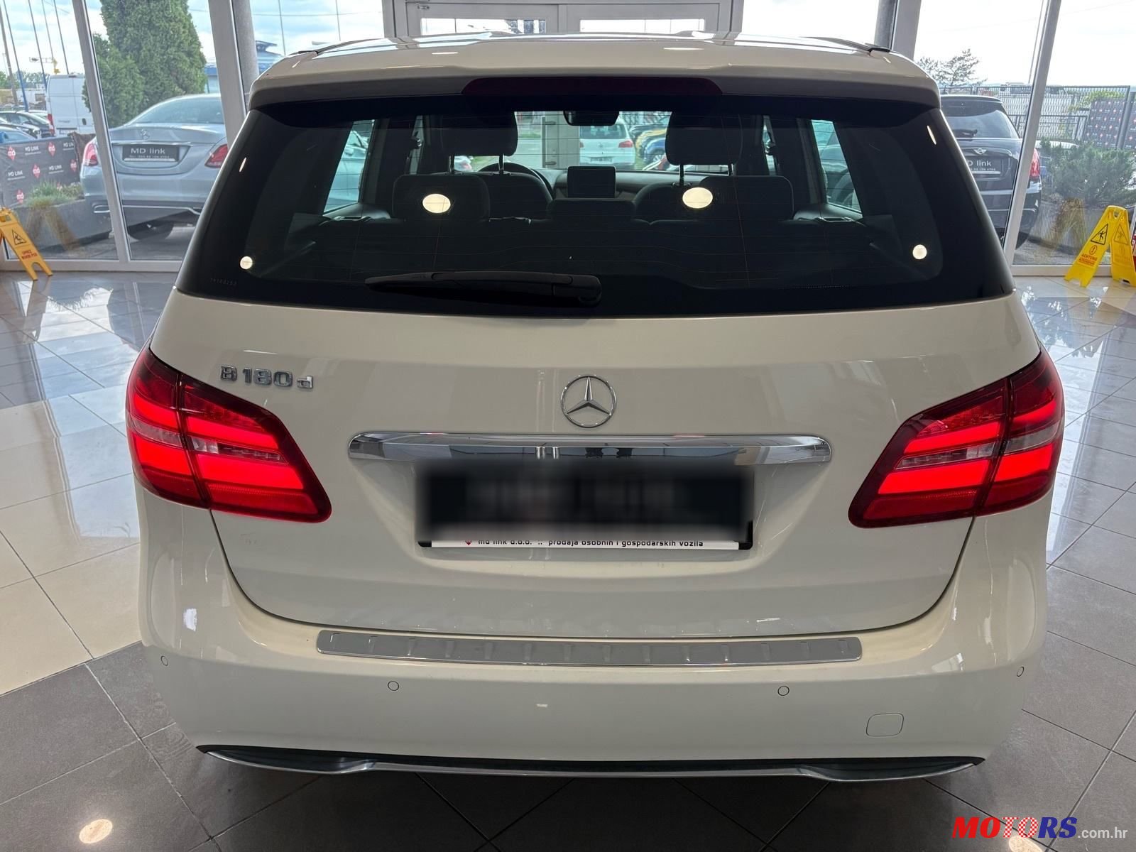 2016' Mercedes-Benz B-Klasa 180 D photo #5