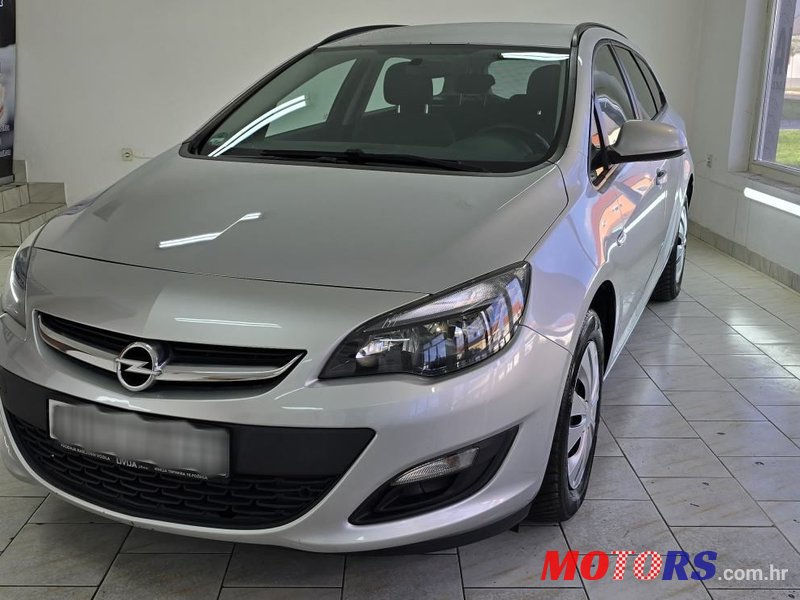 2016' Opel Astra Cdti photo #2