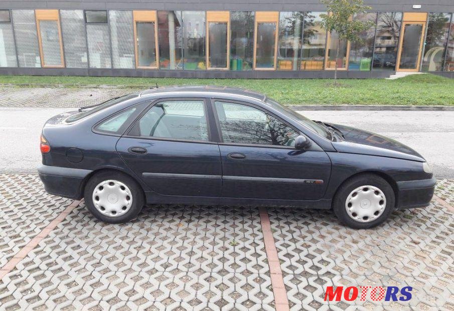 1999' Renault Laguna 1,6 16V photo #1
