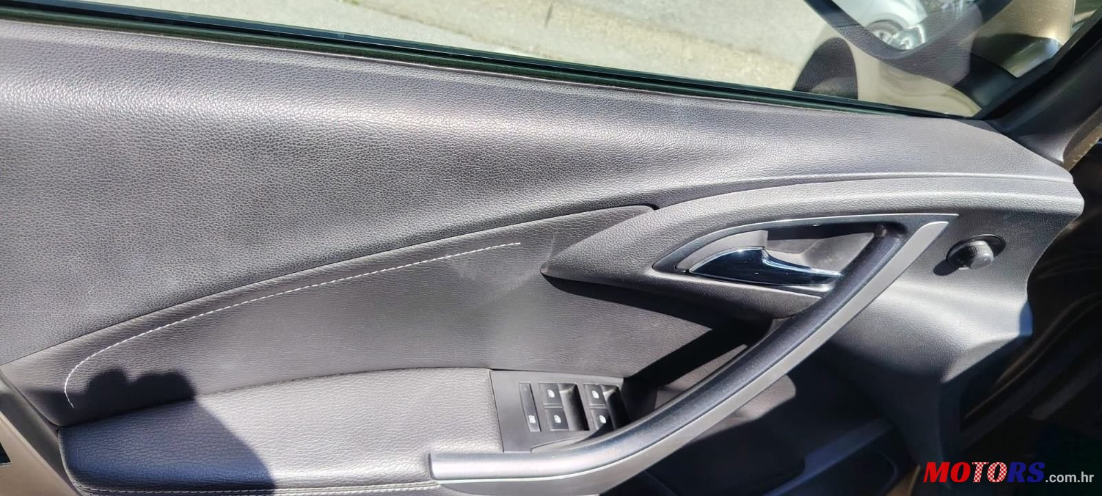 2013' Opel Astra 2,0 Cdti photo #5