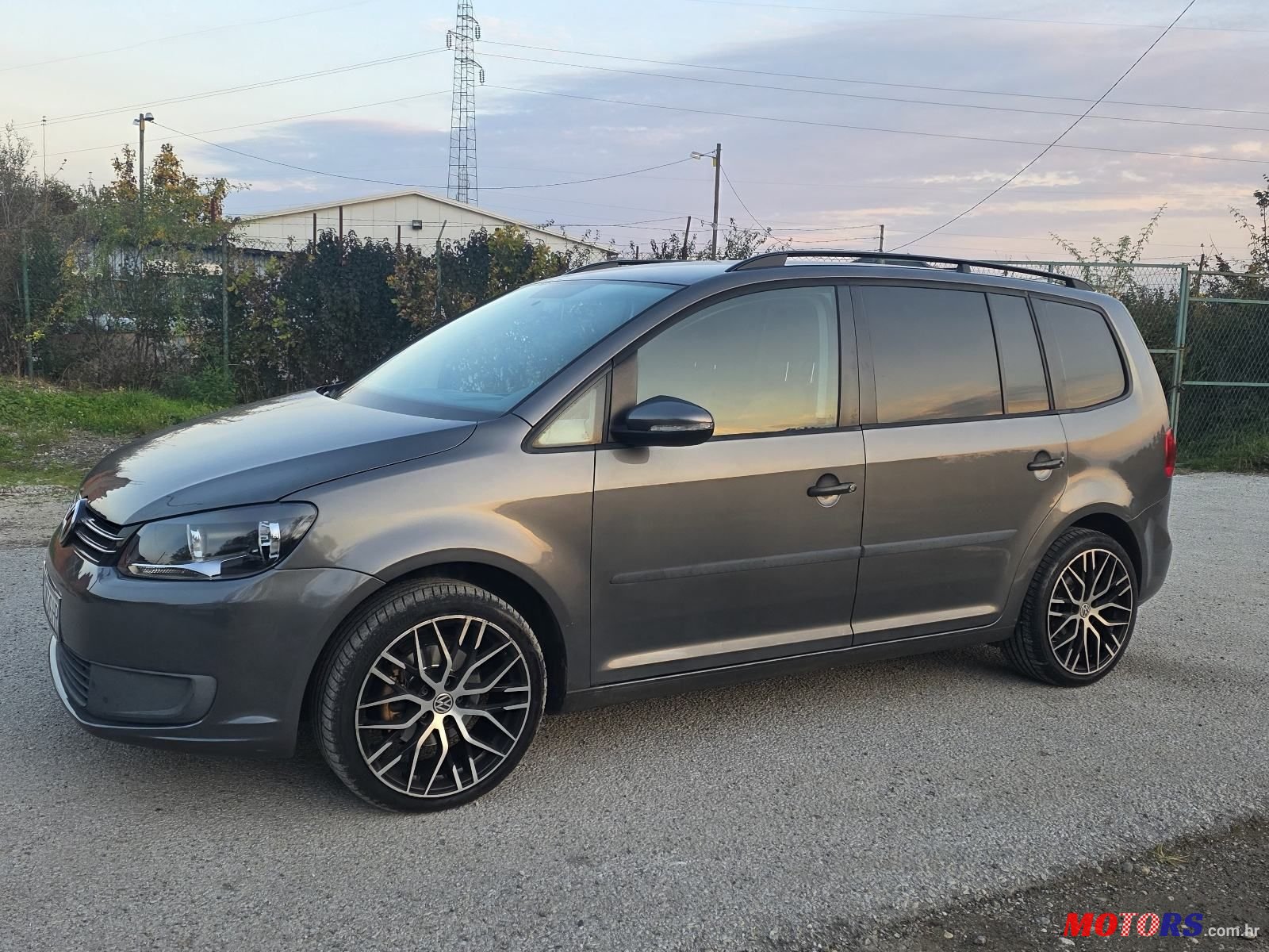 2011' Volkswagen Touran 1,6 Tdi photo #4