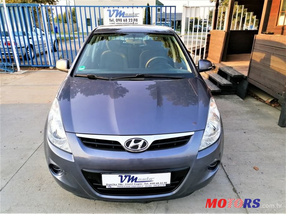 2011' Hyundai i20 1,4 Crdi photo #1