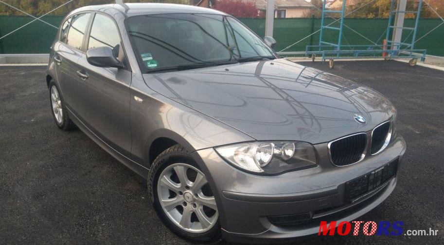 2009' BMW Serija 1 118D photo #2