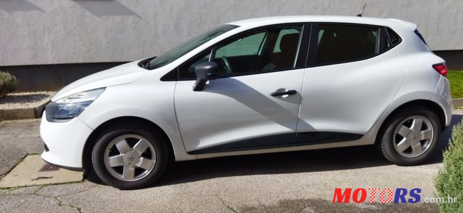 2015' Renault Clio Dci 90 photo #2