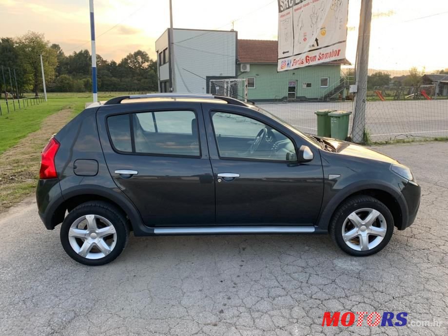 2010' Dacia Sandero 1,5 Dci photo #4