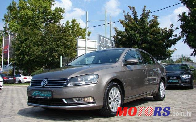 2011' Volkswagen Passat 2,0 Tdi photo #1