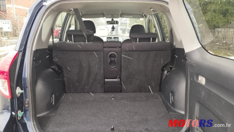 2008' Toyota RAV4 2,2 D-4D photo #6