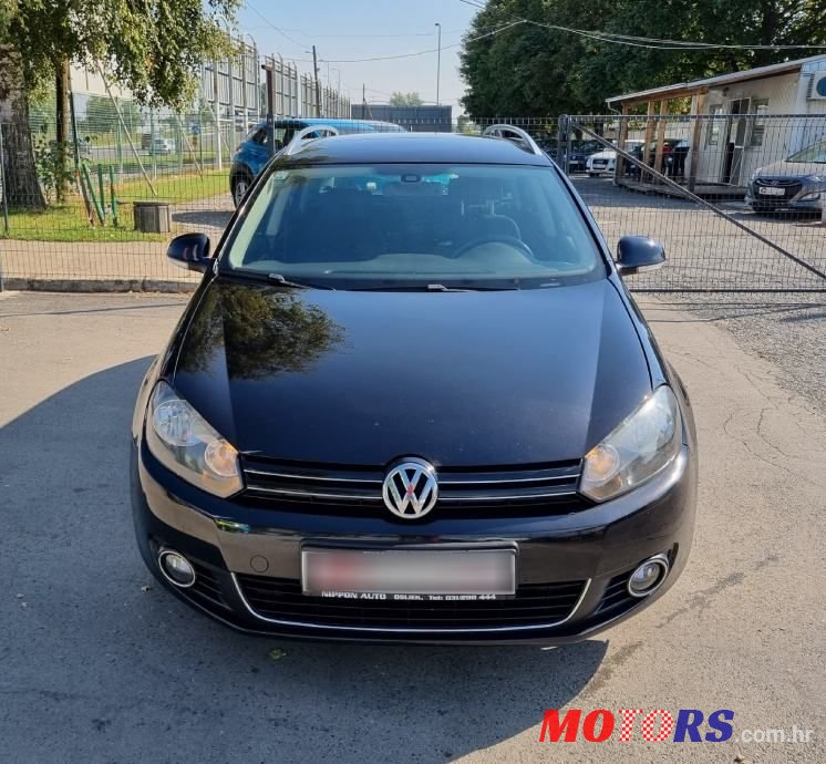 2011' Volkswagen Golf 6 Variant photo #2