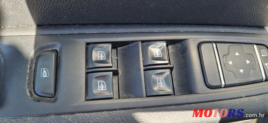 2019' Renault Captur Dci photo #5