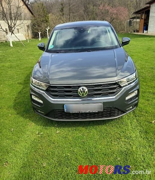 2019' Volkswagen T-Roc 1,6 Tdi photo #1