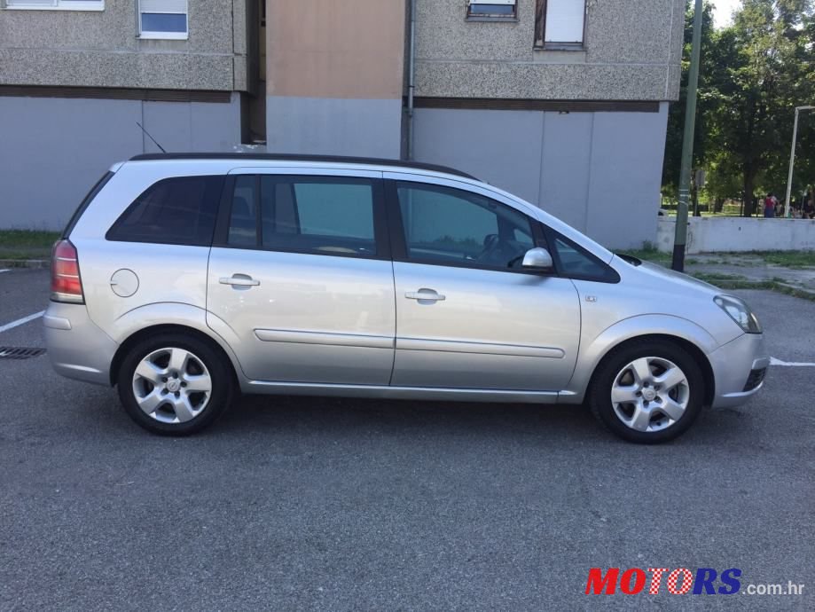 2006' Opel Zafira 1,9 Cdti photo #2