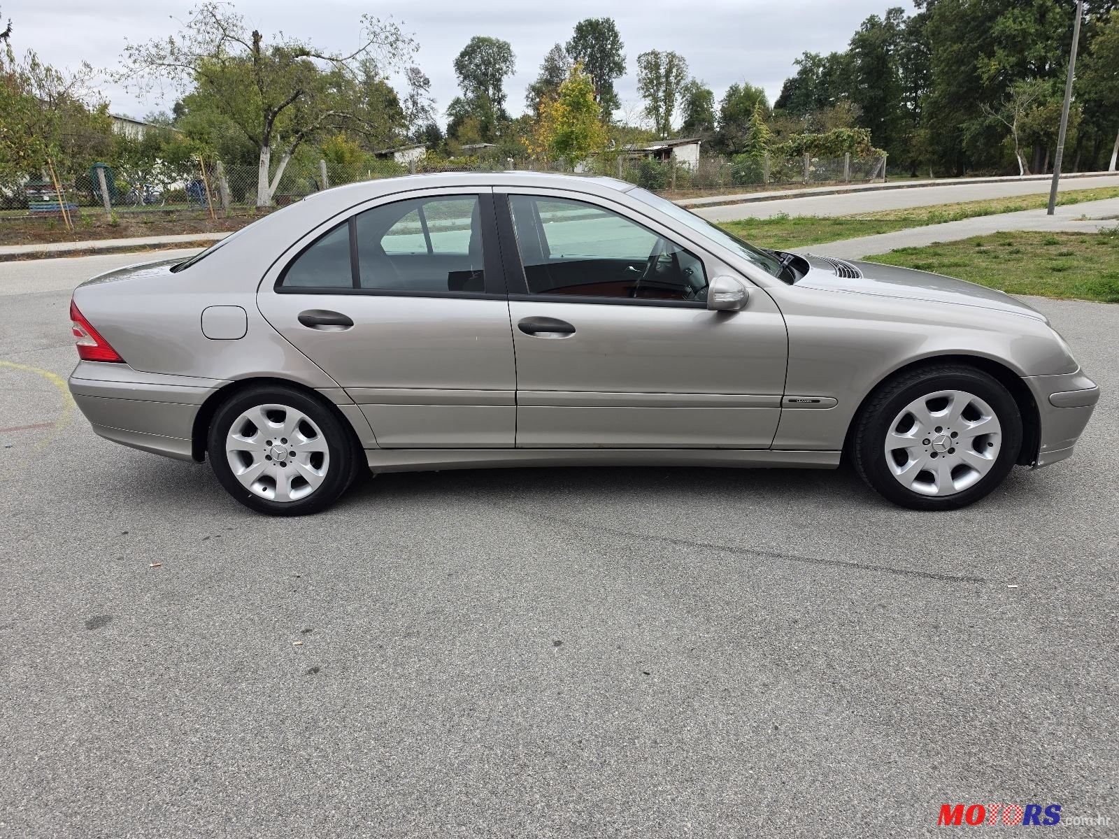 2005' Mercedes-Benz C-Klasa 220 Classic photo #3