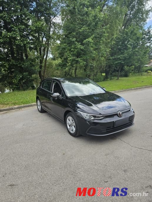2021' Volkswagen Golf VIII 1,0 Tsi photo #1