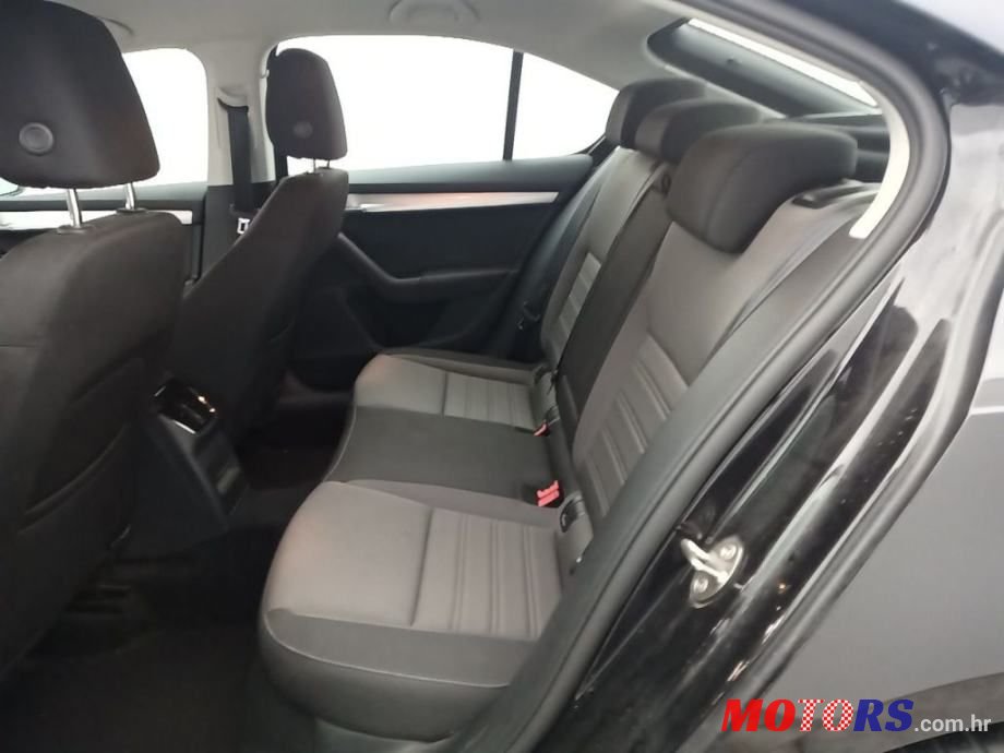 2018' Skoda Octavia 1,6 Tdi photo #6