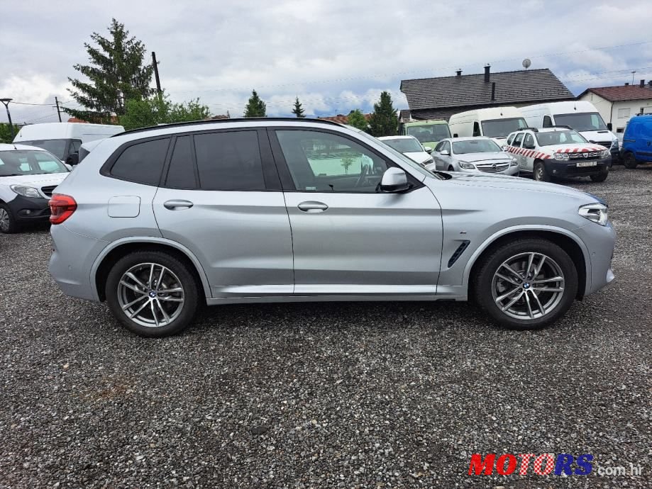 2018' BMW X3 Xdrive20D photo #5