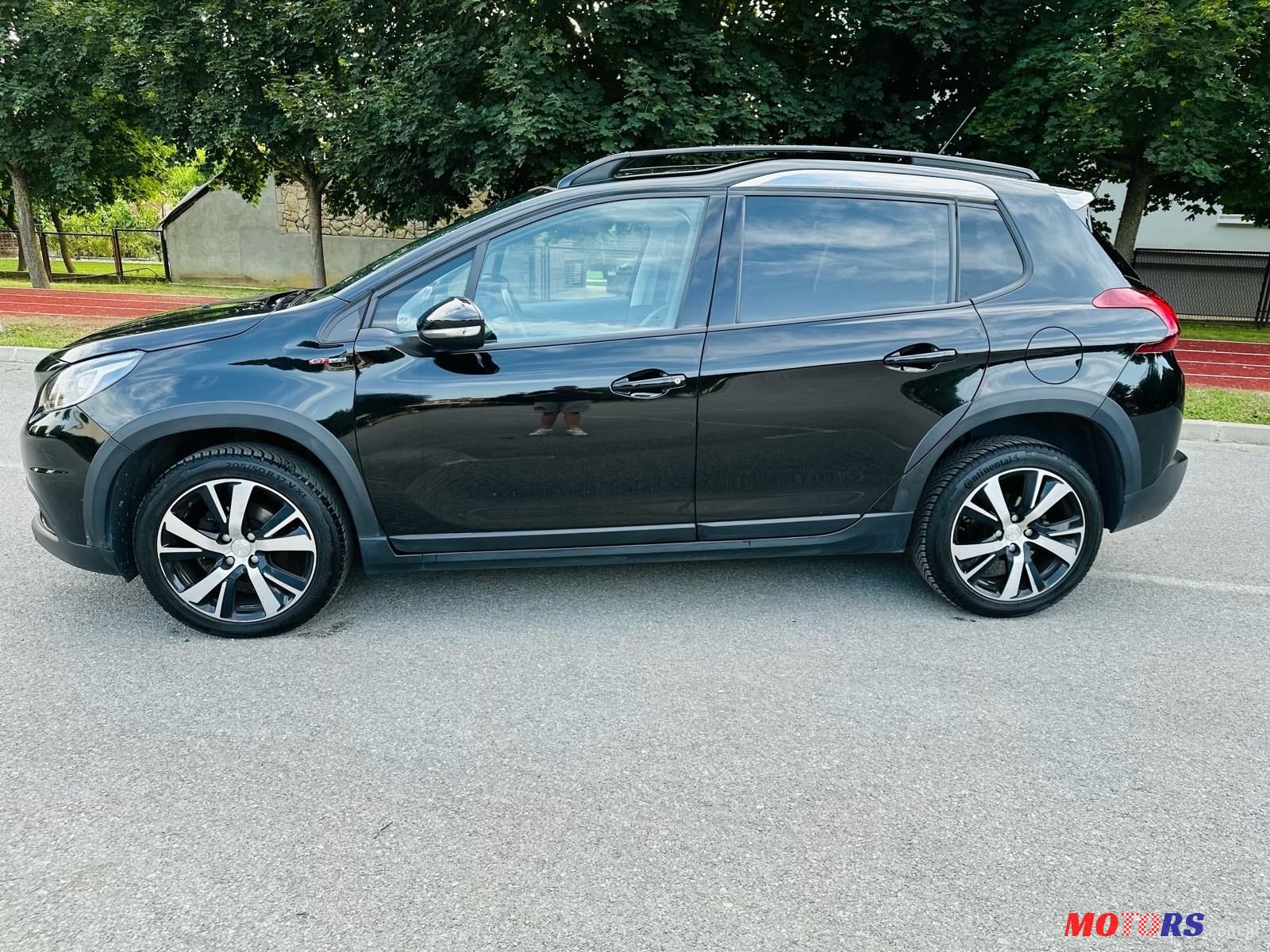 2019' Peugeot 2008 1,5 Bluehdi photo #4