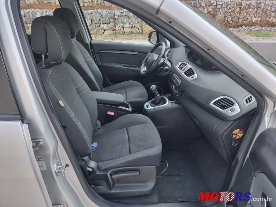 2009' Renault Scenic 1,4 Tce photo #5