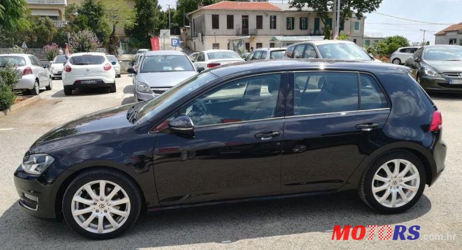 2013' Volkswagen Golf VII 2,0 Tdi Bmt photo #1